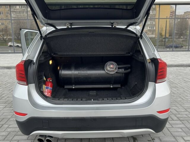 Серый БМВ Х1, объемом двигателя 2 л и пробегом 280 тыс. км за 10900 $, фото 12 на Automoto.ua