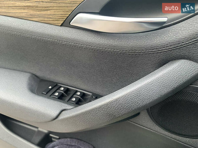 Серый БМВ Х1, объемом двигателя 3 л и пробегом 148 тыс. км за 11500 $, фото 14 на Automoto.ua