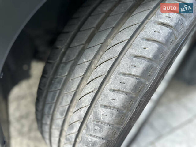 Сірий БМВ Х1, об'ємом двигуна 2 л та пробігом 158 тис. км за 12900 $, фото 14 на Automoto.ua