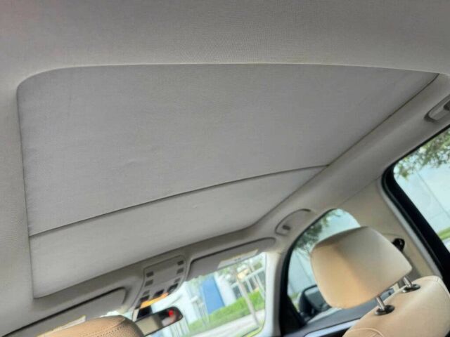 Серый БМВ Х1, объемом двигателя 2 л и пробегом 82 тыс. км за 12000 $, фото 11 на Automoto.ua