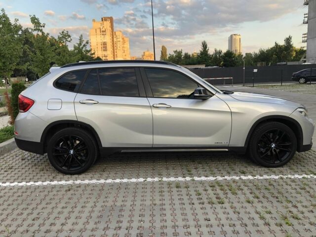 Сірий БМВ Х1, об'ємом двигуна 2 л та пробігом 122 тис. км за 10800 $, фото 5 на Automoto.ua