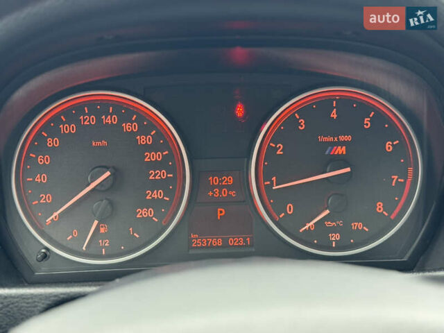 Серый БМВ Х1, объемом двигателя 2.98 л и пробегом 249 тыс. км за 12400 $, фото 10 на Automoto.ua
