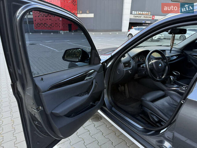 Серый БМВ Х1, объемом двигателя 2 л и пробегом 268 тыс. км за 14400 $, фото 15 на Automoto.ua