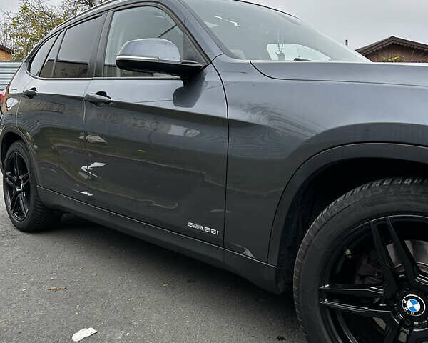 Серый БМВ Х1, объемом двигателя 2 л и пробегом 154 тыс. км за 13000 $, фото 3 на Automoto.ua