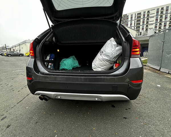 Серый БМВ Х1, объемом двигателя 2 л и пробегом 154 тыс. км за 13000 $, фото 15 на Automoto.ua