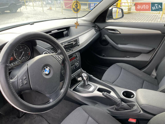 Серый БМВ Х1, объемом двигателя 0 л и пробегом 265 тыс. км за 12999 $, фото 27 на Automoto.ua