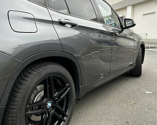 Серый БМВ Х1, объемом двигателя 2 л и пробегом 154 тыс. км за 13000 $, фото 10 на Automoto.ua