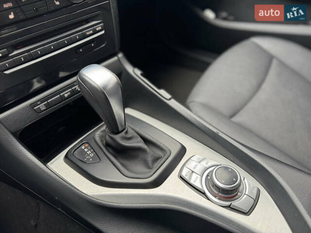 Серый БМВ Х1, объемом двигателя 2.98 л и пробегом 249 тыс. км за 12400 $, фото 14 на Automoto.ua