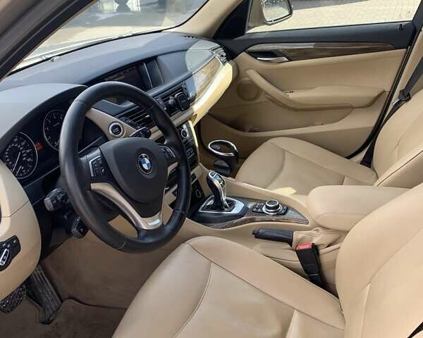 Серый БМВ Х1, объемом двигателя 2 л и пробегом 179 тыс. км за 12900 $, фото 9 на Automoto.ua