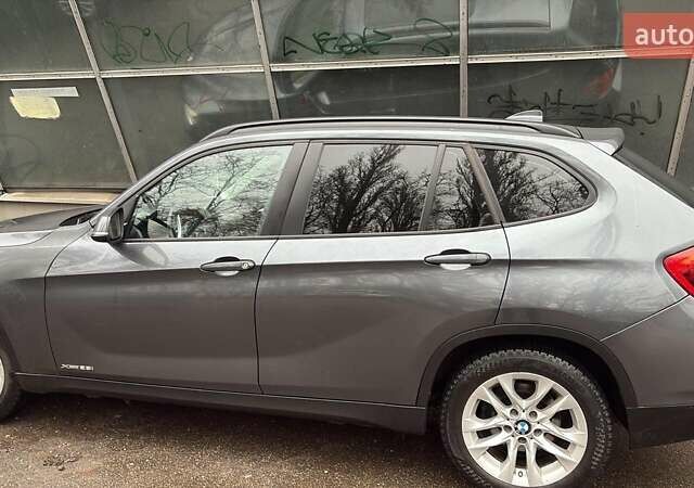 Серый БМВ Х1, объемом двигателя 2 л и пробегом 163 тыс. км за 11500 $, фото 3 на Automoto.ua