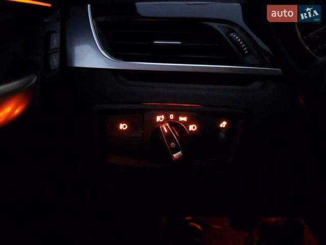 Сірий БМВ Х1, об'ємом двигуна 2 л та пробігом 125 тис. км за 15950 $, фото 31 на Automoto.ua