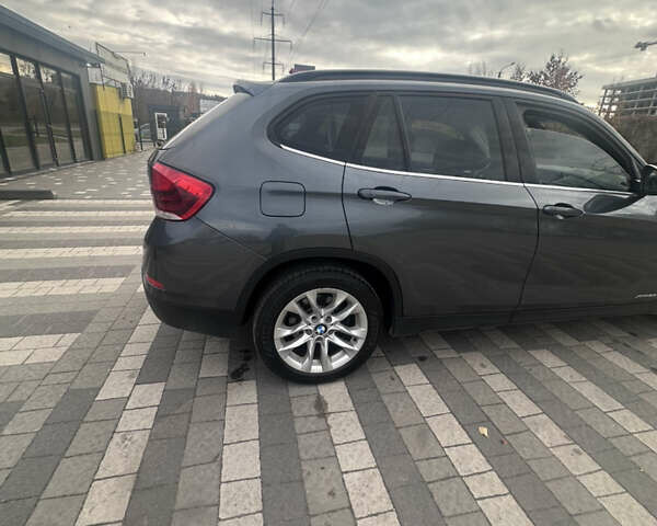 Серый БМВ Х1, объемом двигателя 1.95 л и пробегом 170 тыс. км за 12500 $, фото 3 на Automoto.ua