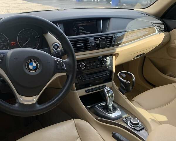 Серый БМВ Х1, объемом двигателя 2 л и пробегом 179 тыс. км за 12900 $, фото 10 на Automoto.ua