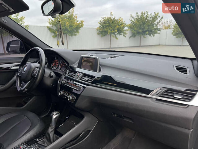 Сірий БМВ Х1, об'ємом двигуна 2 л та пробігом 294 тис. км за 15499 $, фото 35 на Automoto.ua