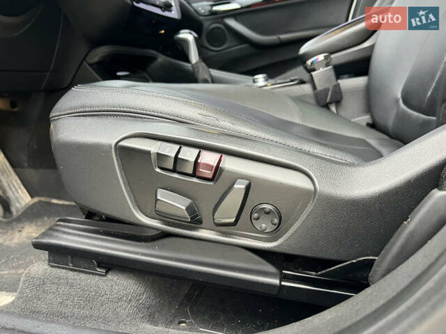 Сірий БМВ Х1, об'ємом двигуна 2 л та пробігом 294 тис. км за 15499 $, фото 39 на Automoto.ua