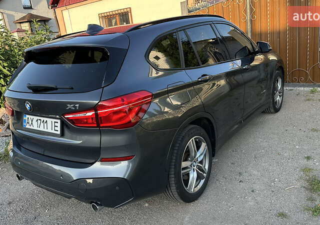 Серый БМВ Х1, объемом двигателя 2 л и пробегом 160 тыс. км за 22000 $, фото 3 на Automoto.ua