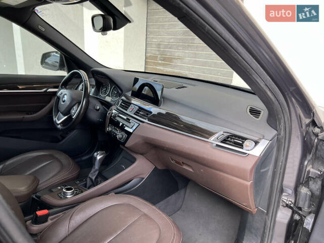 Сірий БМВ Х1, об'ємом двигуна 2 л та пробігом 164 тис. км за 16500 $, фото 25 на Automoto.ua