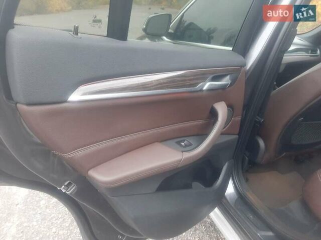 Сірий БМВ Х1, об'ємом двигуна 2 л та пробігом 188 тис. км за 18100 $, фото 9 на Automoto.ua