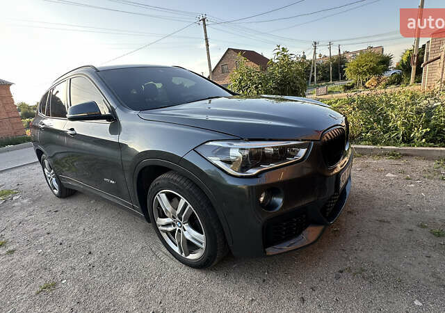 Серый БМВ Х1, объемом двигателя 2 л и пробегом 160 тыс. км за 22000 $, фото 1 на Automoto.ua