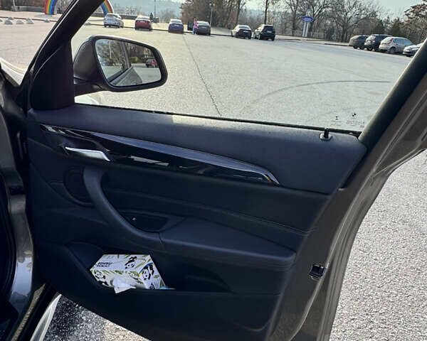 Серый БМВ Х1, объемом двигателя 2 л и пробегом 211 тыс. км за 19500 $, фото 17 на Automoto.ua