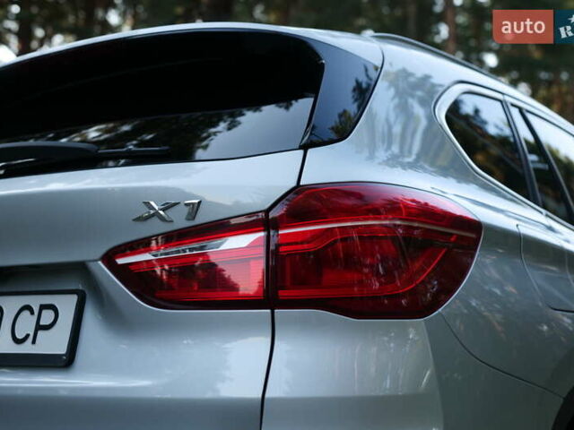 Сірий БМВ Х1, об'ємом двигуна 2 л та пробігом 111 тис. км за 17000 $, фото 14 на Automoto.ua