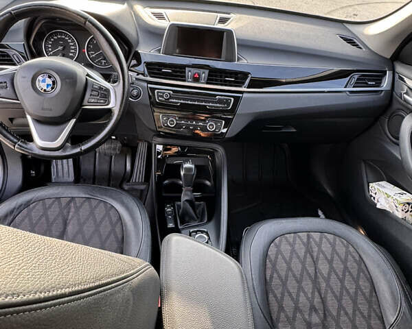 Серый БМВ Х1, объемом двигателя 2 л и пробегом 211 тыс. км за 19500 $, фото 9 на Automoto.ua