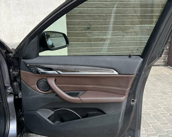 Сірий БМВ Х1, об'ємом двигуна 2 л та пробігом 164 тис. км за 16500 $, фото 24 на Automoto.ua