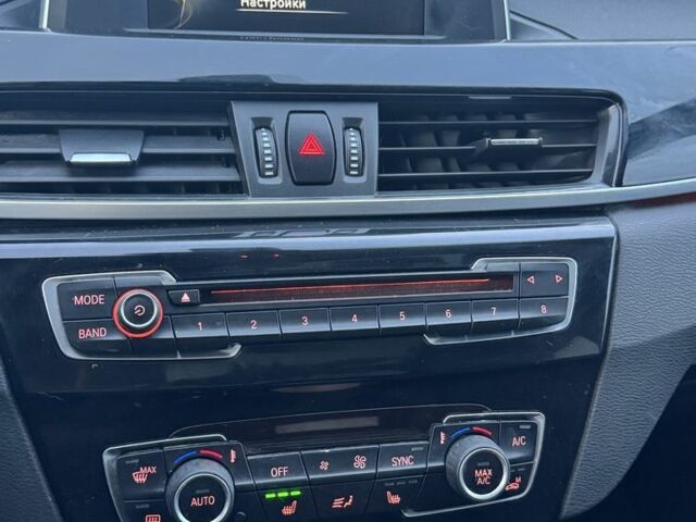 Сірий БМВ Х1, об'ємом двигуна 2 л та пробігом 150 тис. км за 12500 $, фото 4 на Automoto.ua