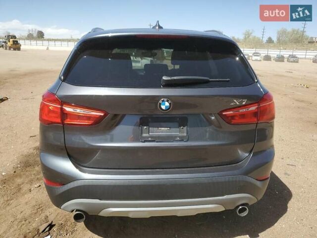 Серый БМВ Х1, объемом двигателя 2 л и пробегом 100 тыс. км за 3000 $, фото 5 на Automoto.ua
