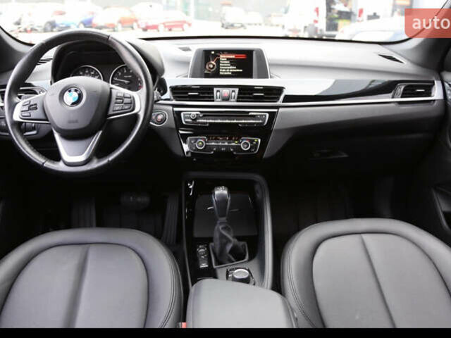 Сірий БМВ Х1, об'ємом двигуна 2 л та пробігом 90 тис. км за 19300 $, фото 13 на Automoto.ua