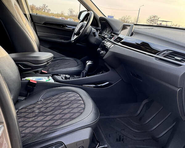 Серый БМВ Х1, объемом двигателя 2 л и пробегом 211 тыс. км за 19500 $, фото 20 на Automoto.ua