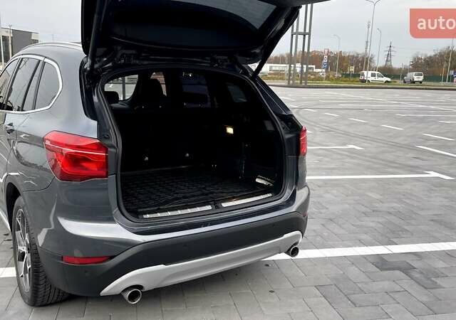 Сірий БМВ Х1, об'ємом двигуна 2 л та пробігом 160 тис. км за 16499 $, фото 1 на Automoto.ua