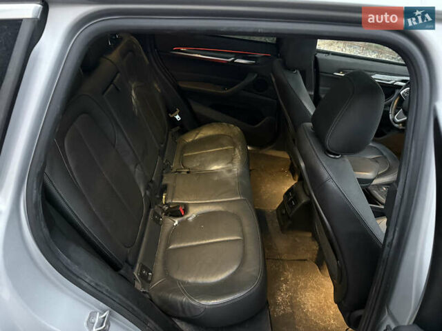 Серый БМВ Х1, объемом двигателя 2 л и пробегом 175 тыс. км за 10700 $, фото 36 на Automoto.ua