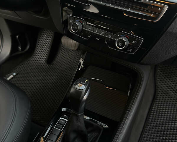 Серый БМВ Х1, объемом двигателя 2 л и пробегом 265 тыс. км за 16800 $, фото 14 на Automoto.ua