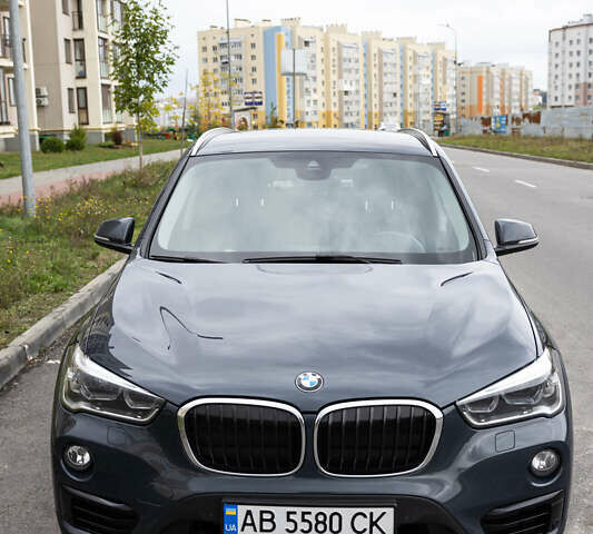 Сірий БМВ Х1, об'ємом двигуна 2 л та пробігом 210 тис. км за 26000 $, фото 6 на Automoto.ua