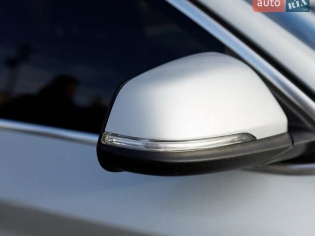 Сірий БМВ Х1, об'ємом двигуна 2 л та пробігом 90 тис. км за 19300 $, фото 3 на Automoto.ua