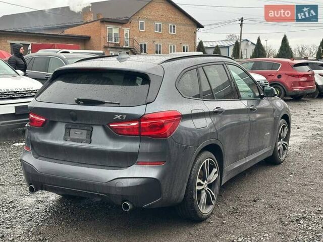 Серый БМВ Х1, объемом двигателя 0 л и пробегом 220 тыс. км за 13900 $, фото 4 на Automoto.ua