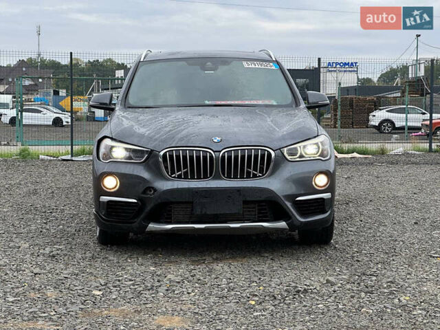 Сірий БМВ Х1, об'ємом двигуна 2 л та пробігом 203 тис. км за 12700 $, фото 1 на Automoto.ua