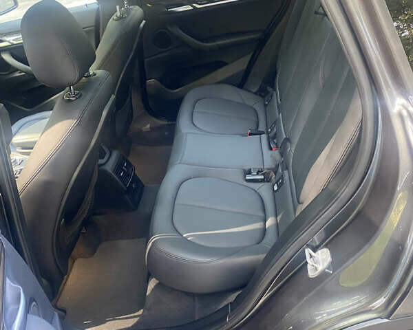 Сірий БМВ Х1, об'ємом двигуна 2 л та пробігом 177 тис. км за 18499 $, фото 16 на Automoto.ua
