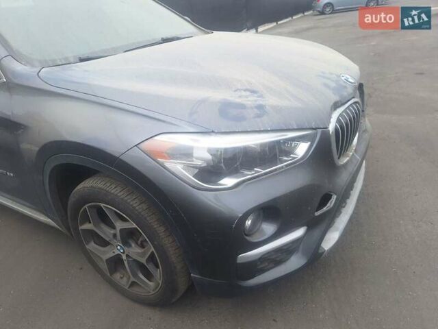 Сірий БМВ Х1, об'ємом двигуна 2 л та пробігом 251 тис. км за 9500 $, фото 2 на Automoto.ua