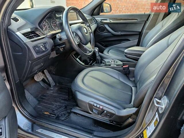 Серый БМВ Х1, объемом двигателя 2 л и пробегом 211 тыс. км за 16500 $, фото 1 на Automoto.ua