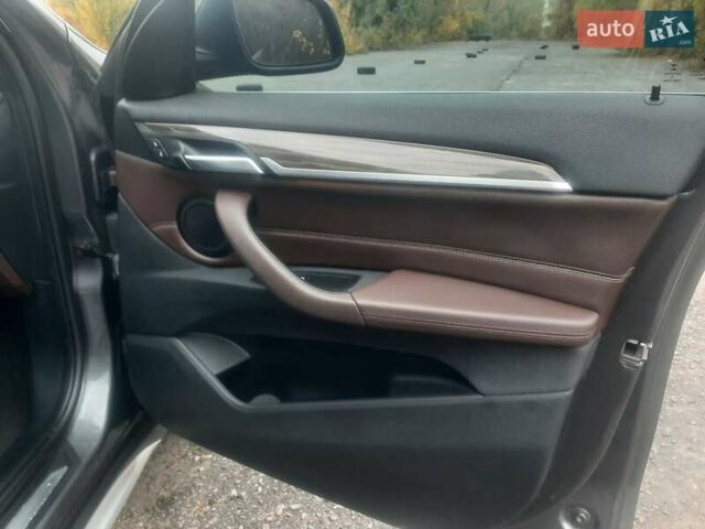 Сірий БМВ Х1, об'ємом двигуна 2 л та пробігом 188 тис. км за 18100 $, фото 14 на Automoto.ua