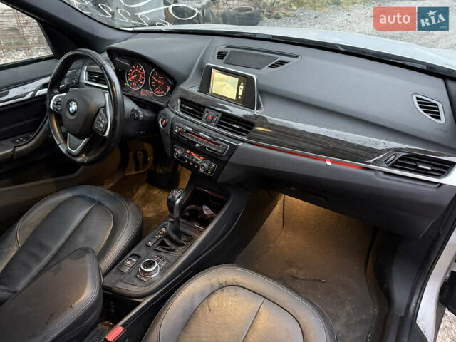 Серый БМВ Х1, объемом двигателя 2 л и пробегом 175 тыс. км за 10700 $, фото 31 на Automoto.ua