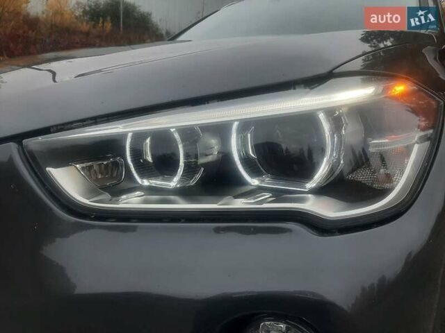 Сірий БМВ Х1, об'ємом двигуна 2 л та пробігом 188 тис. км за 18100 $, фото 26 на Automoto.ua