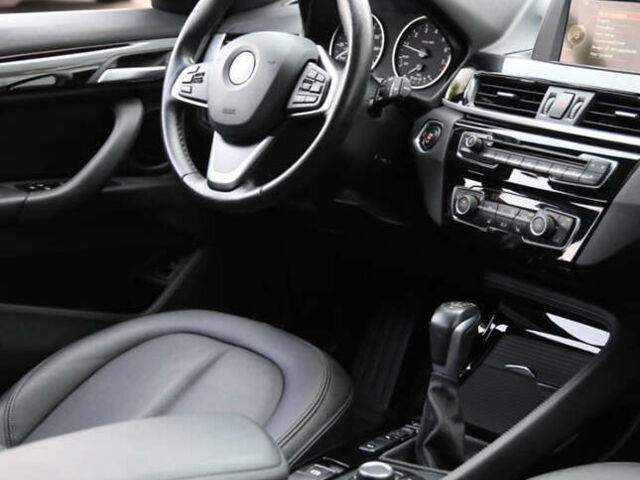 Сірий БМВ Х1, об'ємом двигуна 2 л та пробігом 90 тис. км за 19300 $, фото 12 на Automoto.ua