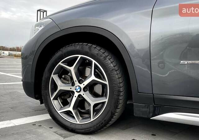 Сірий БМВ Х1, об'ємом двигуна 2 л та пробігом 160 тис. км за 16499 $, фото 5 на Automoto.ua