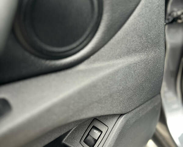 Серый БМВ Х1, объемом двигателя 2 л и пробегом 179 тыс. км за 16900 $, фото 31 на Automoto.ua