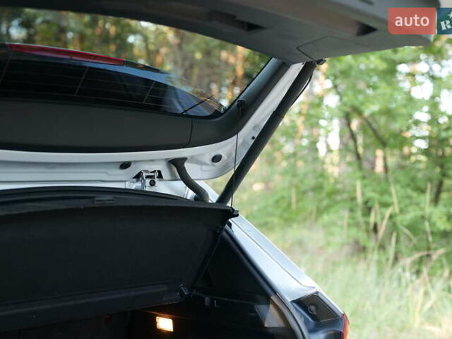 Сірий БМВ Х1, об'ємом двигуна 2 л та пробігом 111 тис. км за 17000 $, фото 27 на Automoto.ua