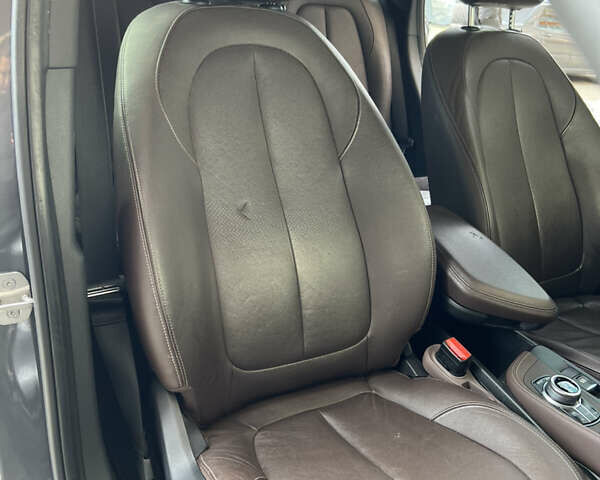 Сірий БМВ Х1, об'ємом двигуна 2 л та пробігом 164 тис. км за 16500 $, фото 26 на Automoto.ua