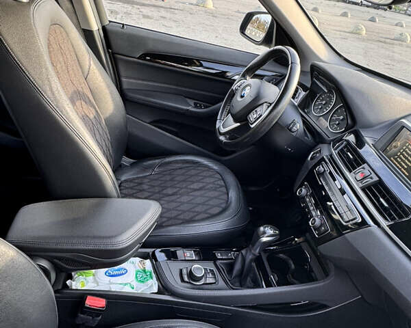 Серый БМВ Х1, объемом двигателя 2 л и пробегом 211 тыс. км за 19500 $, фото 19 на Automoto.ua